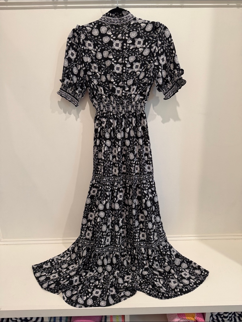 Max Studio Black and White Floral Maxi Dress - Picture 5 of 6